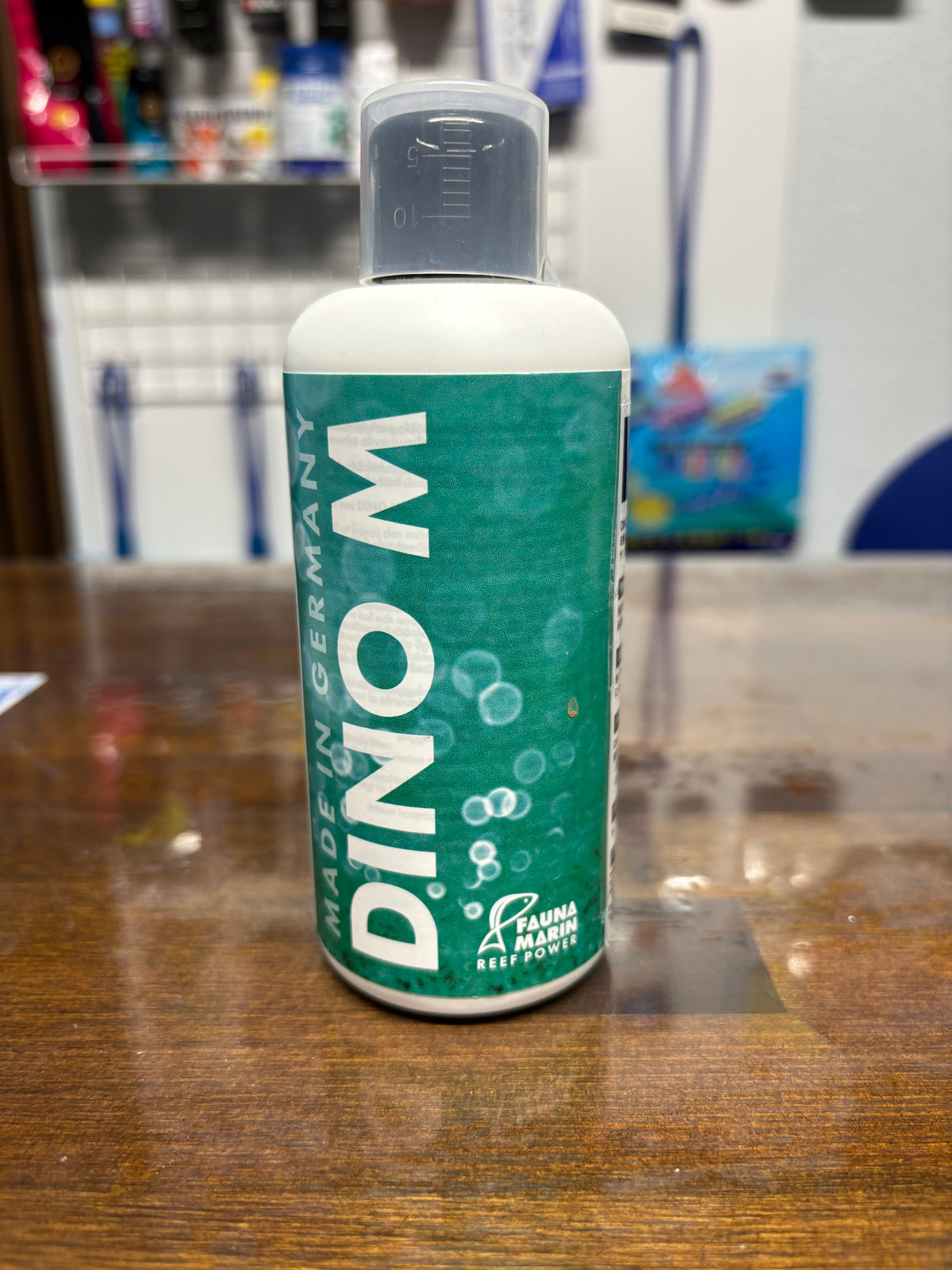 DINO M